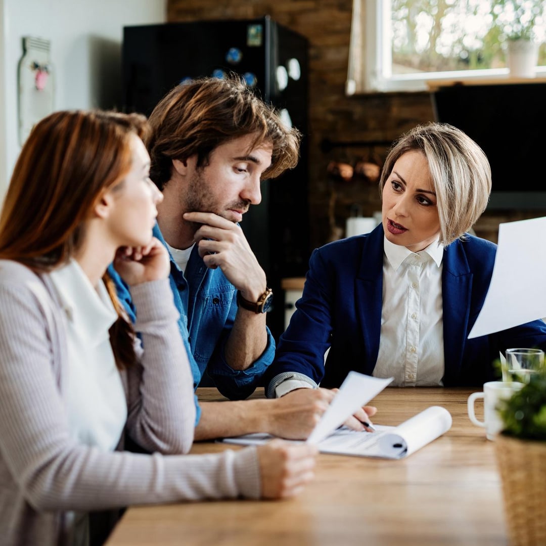 Immobilienverkauf bei Scheidung: Was passiert mit dem gemeinsamen Haus? meyer & partner