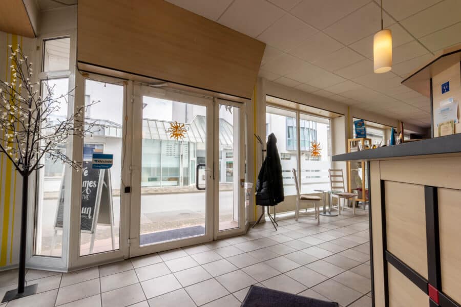 Kaufen anstatt mieten - Gewerbefläche in zentraler Lage von Meschede! - Eingang EG