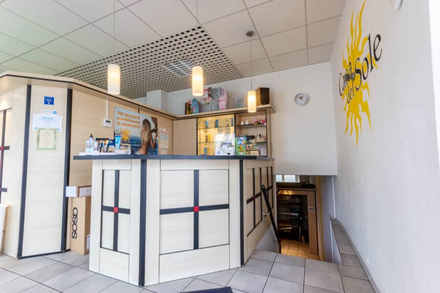 Kaufen anstatt mieten - Gewerbefläche in zentraler Lage von Meschede! - Eingangsbereich mit Zugang zum Kellergeschoss