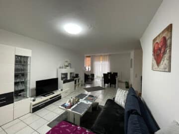 Großzügige 2-Zimmer-Wohnung mit Balkon im Zentrum von Neheim, 59755 Arnsberg, Etagenwohnung