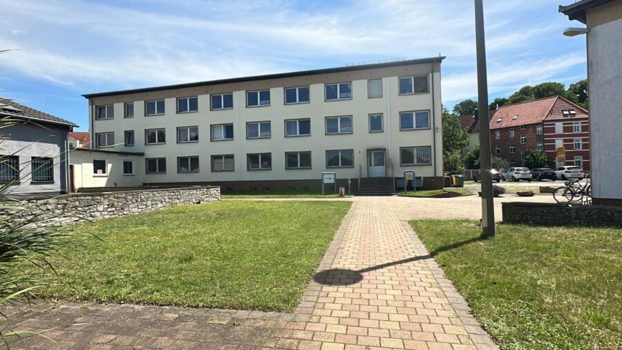 Bürofläche mit Potenzial - Mieter Oskar Kämmer Schule Halberstadt
