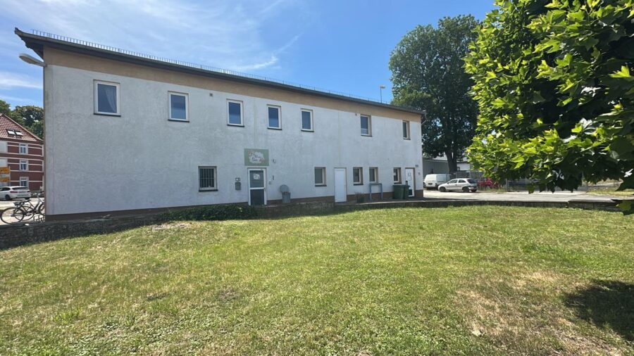 Bürofläche mit Potenzial - Mieter Waxing Stube Halberstadt