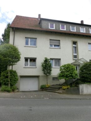 Gut geschnittene 3-Zimmer-Wohnung mit Balkon in Neheim!, 59755 Arnsberg, Etagenwohnung