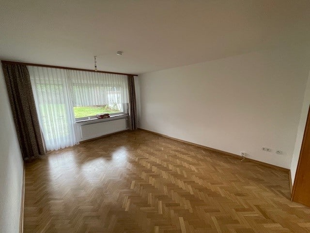 Charmante Erdgeschosswohnung mit Terrasse und Garten in Neheim! - Foto 1