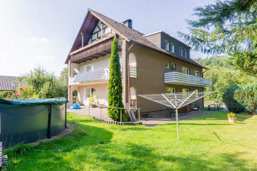 Kapitalanlage oder Eigenheim - idyllisches Mehrfamilienhaus nahe dem Möhnesee - Garten (Erdgeschoss)