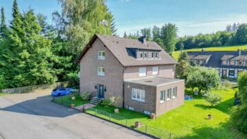 Kapitalanlage oder Eigenheim – idyllisches Mehrfamilienhaus nahe dem Möhnesee, 59519 Möhnesee, Mehrfamilienhaus