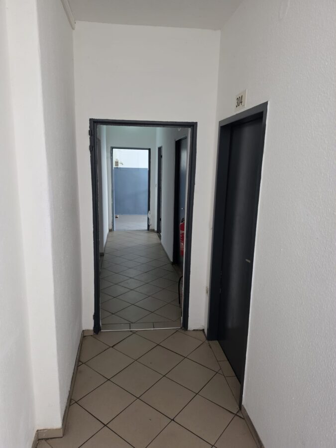 Vielseitige Kapitalanlage mit Entwicklungspotenzial – etablierte Pension in Berlin-Mahlsdorf - Flur 8