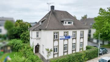 Historische Stadtvilla mit vielseitigem Potenzial in bester Lage von Neheim, 59755 Arnsberg, Wohn- und Geschäftshaus