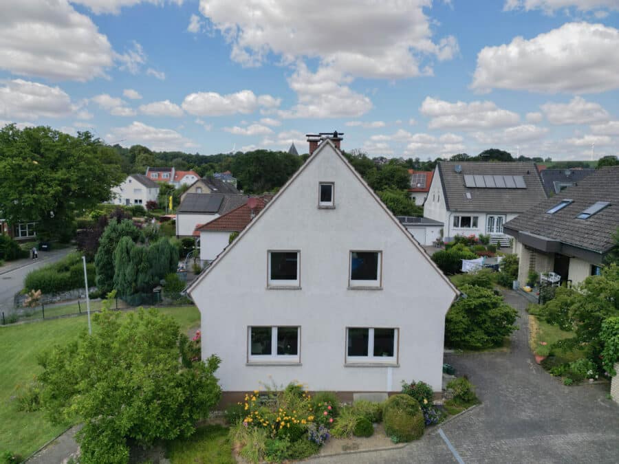 Attraktives Wohnhaus in Ense-OT mit modernem Wohnkomfort - einziehen und sofort wohlfühlen! - Ostseite