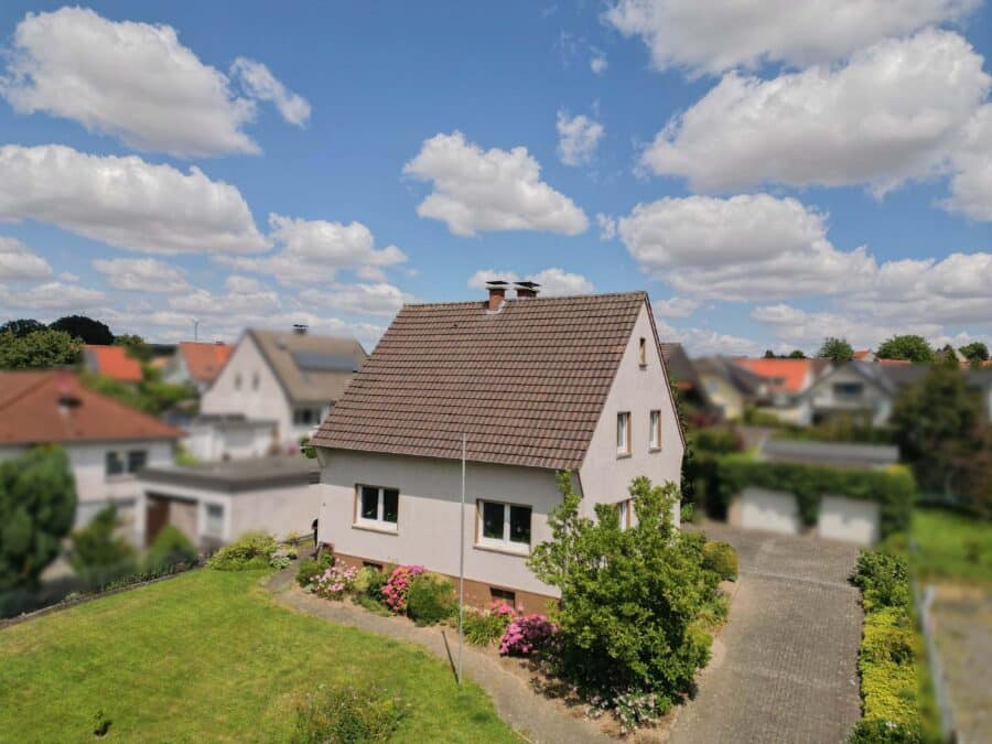 Attraktives Wohnhaus in Ense-OT mit modernem Wohnkomfort - einziehen und sofort wohlfühlen! - Ansicht