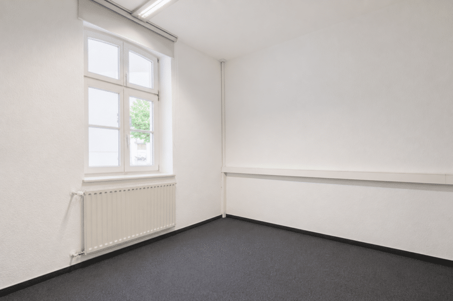 Repräsentative Bürofläche in bester Innenstadtlage von Neheim! - Büroraum