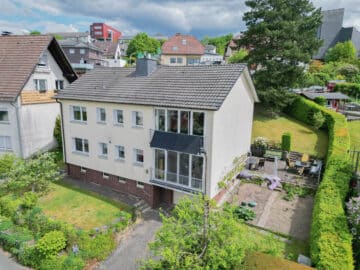 Energieeffizientes und modernisiertes Ein-/Zweifamilienhaus in beliebter Wohnlage von Arnsberg, 59821 Arnsberg, Zweifamilienhaus
