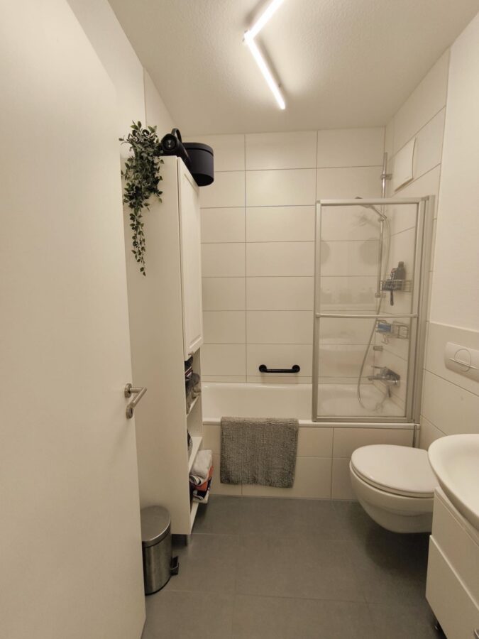 Moderne, Singlewohnung in einzigartiger Stadtlage von Neheim - Badezimmer