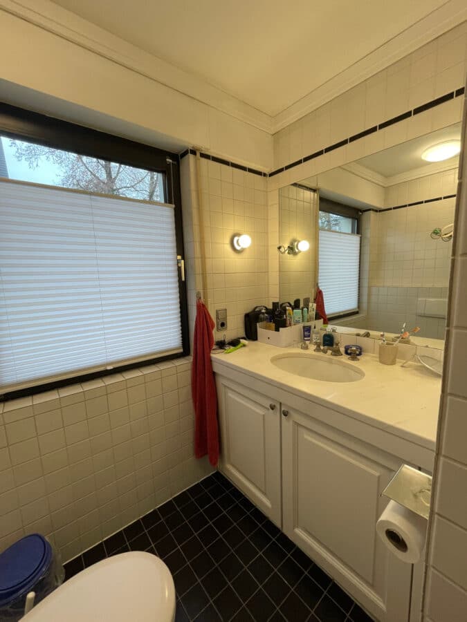 Charmante 2-Zimmer Wohnung mit Balkon in Sundern ! - Bad