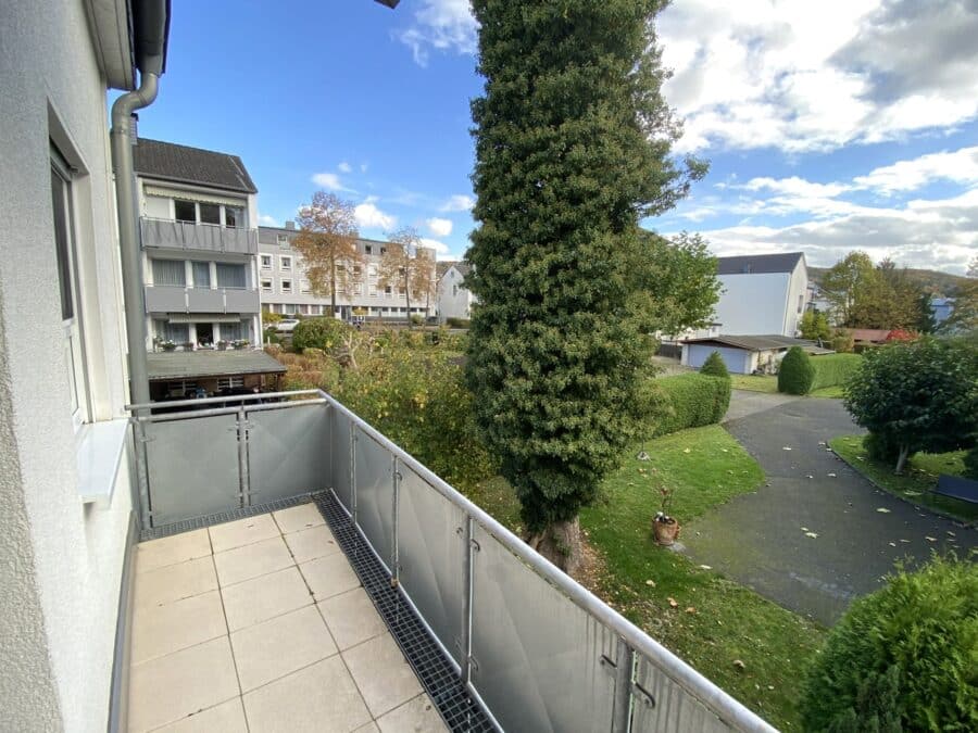 Ruhig und citynah gelegen! Top gepflegte Eigentumswohnung in Alt-Arnsberg - Balkon