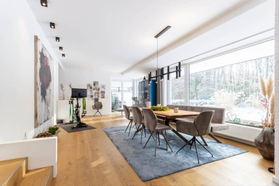 Modernisiertes Einfamilienhaus in bester Waldrandlage auf dem „Mühlenberg“ in Arnsberg-Hüsten - Wohnbereich