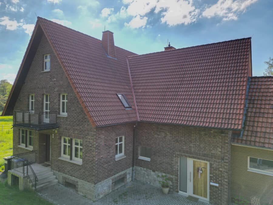 Natur, Ruhe und Pferdeglück – Exklusiver Pferdehof mit 2,1 ha in Brilon-Alme - Haupthaus