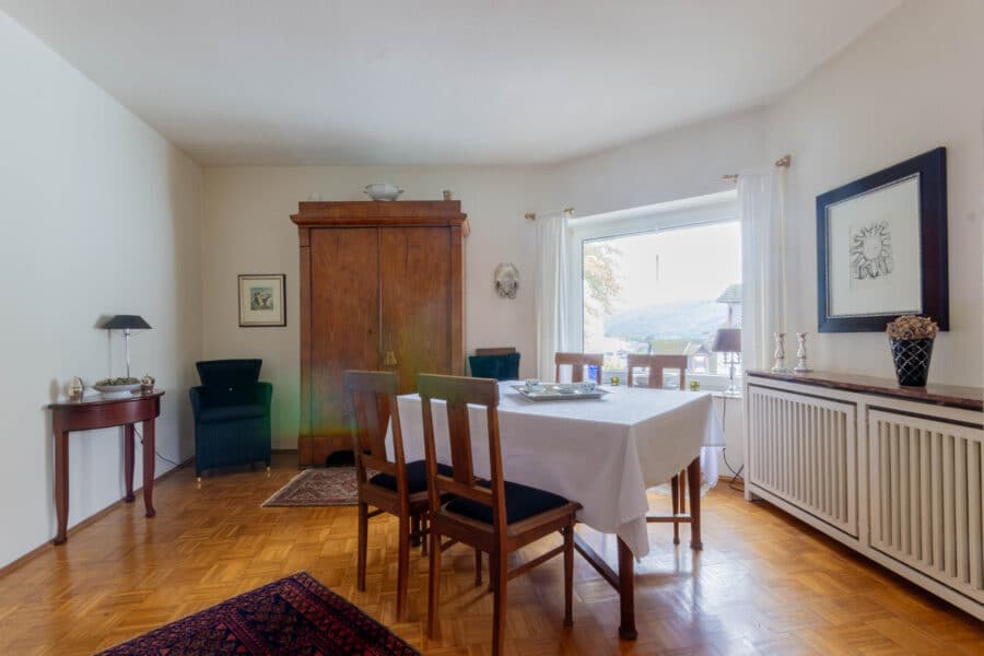 Ein-/Zweifamilienhaus mit Gewerbefläche in Toplage der Arnsberger Altstadt! - Kaminzimmer/Wohnzimmer